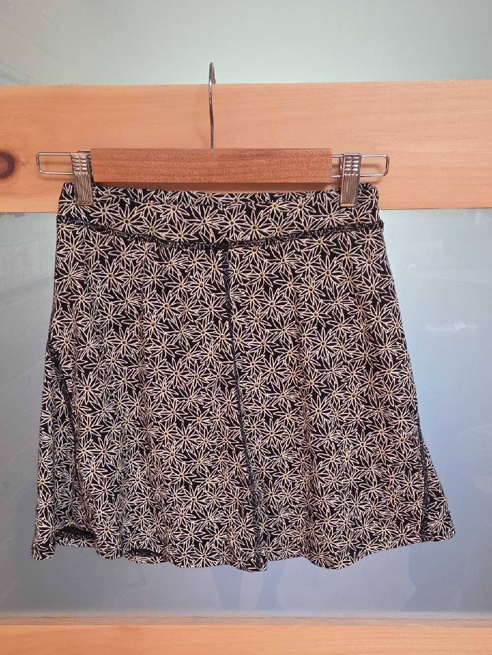 Toad&Co Black and White Floral Skort XS